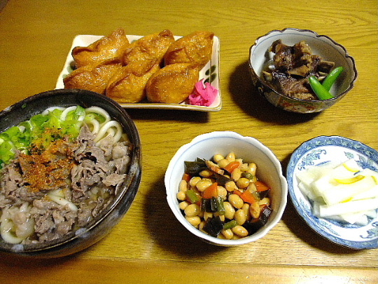 肉うどん いなり寿司 おまめさん 柚子大根 味食倶楽部